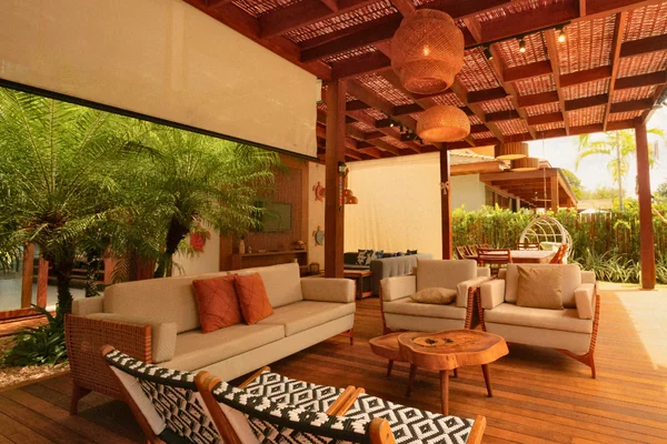 Top Outdoor Living Space Trends to Incorporate This Summer